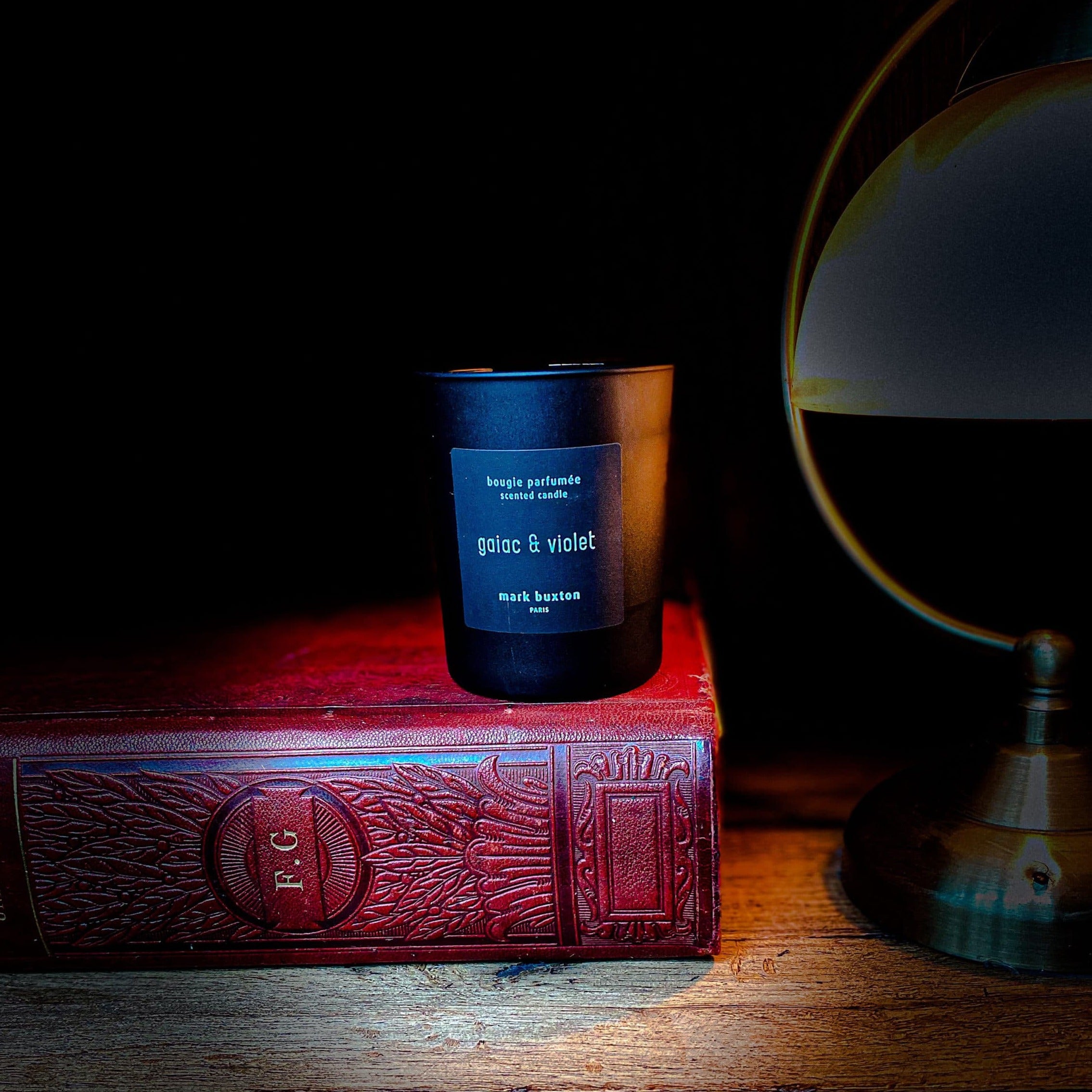Gaiac & Violet Candle