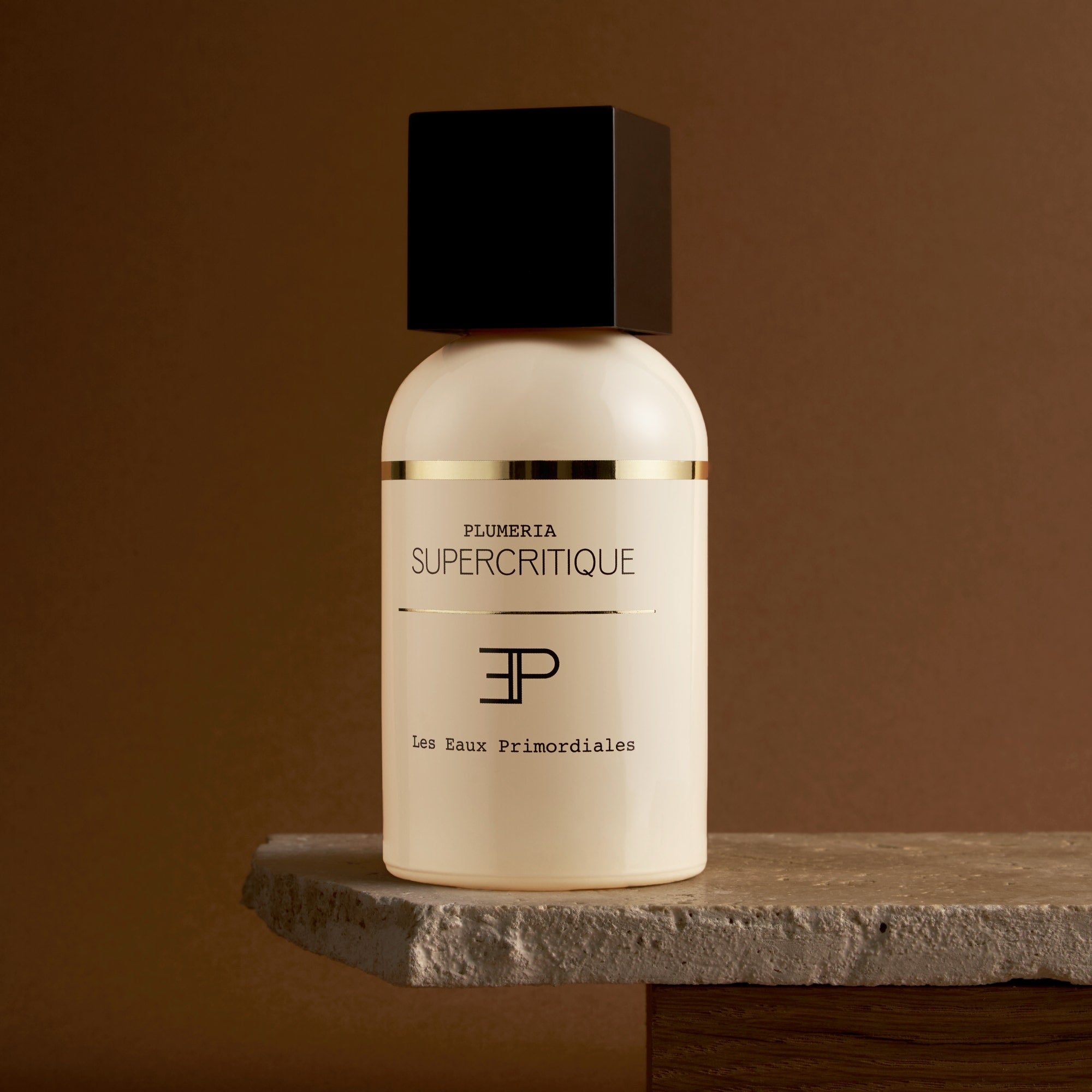 Pluméria Supercritique
